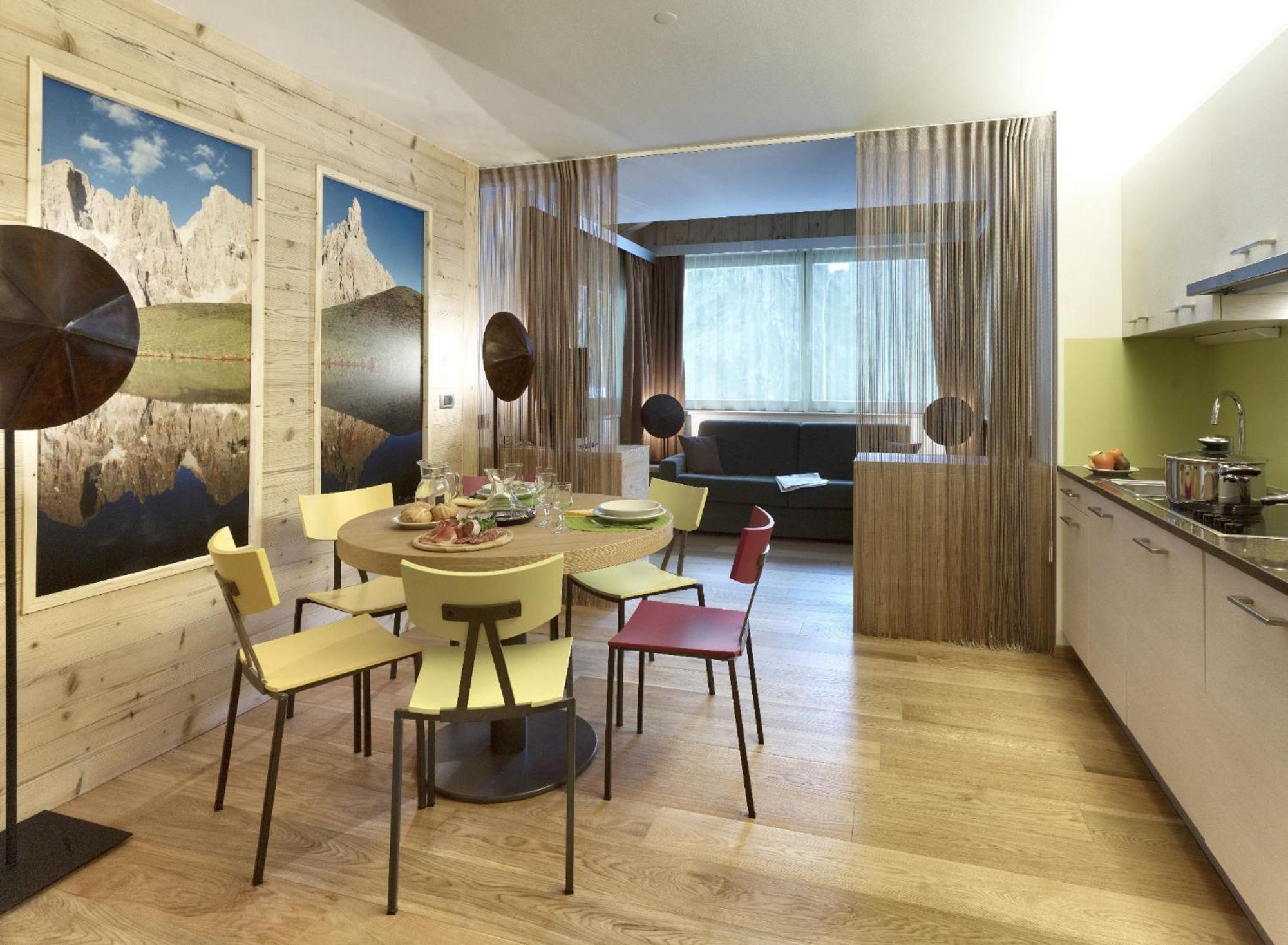 Color Home Suite Apartments Предаццо Экстерьер фото