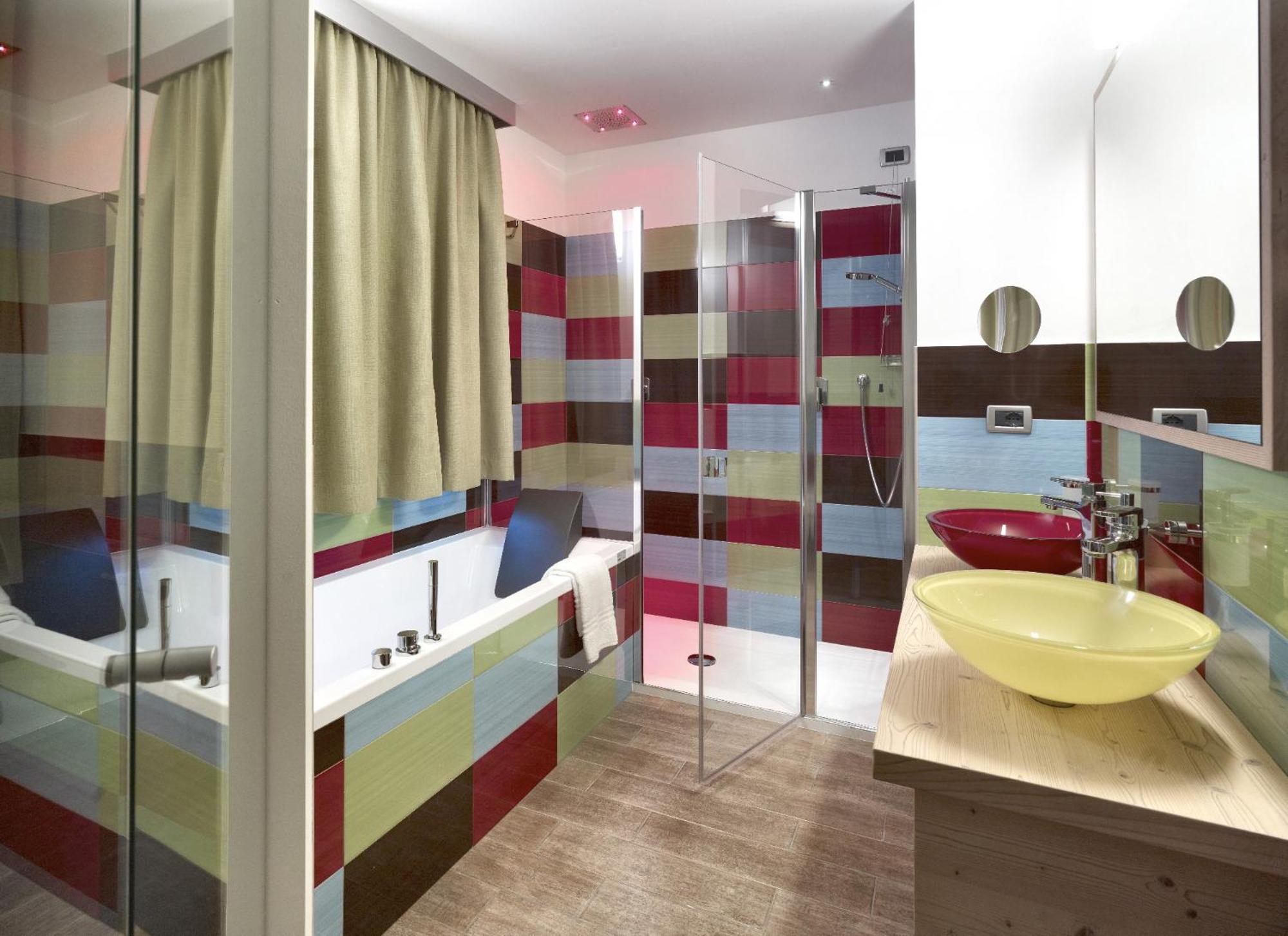 Color Home Suite Apartments Предаццо Экстерьер фото